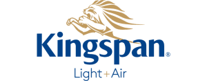 LOGO - Kingspan Logo de l'entreprise Kingspan, adhérente du GETH, sur fond transparent marqué kingspan en bleu avec un lion au dessus doré