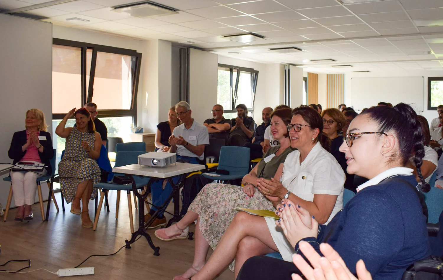 Visuel Actu Evénement - AG 2024 - Public Assemblée générale 2024 du GETH - le public applaudit