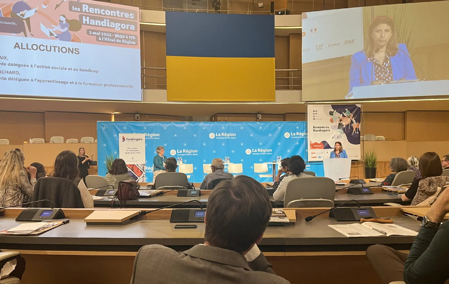 Visuel Actu Projet - Rencontres Handigora 2022 - 1 Salle de conférences lors des Rencontres Handiagora 2022