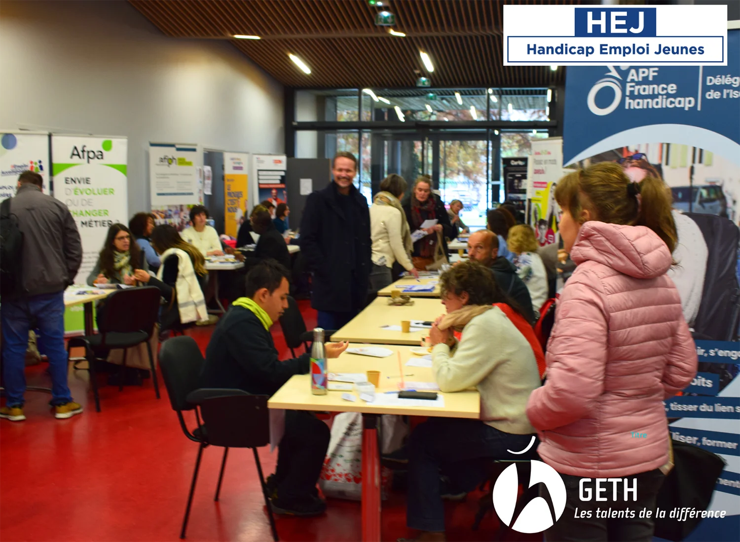 Semaine européenne pour l'emploi des personnes handicapées (SEEPH) 2024 - stands des partenaires du GETH à la Journée HEJ - Handicap Emploi Jeunes 2024 à Grenoble
