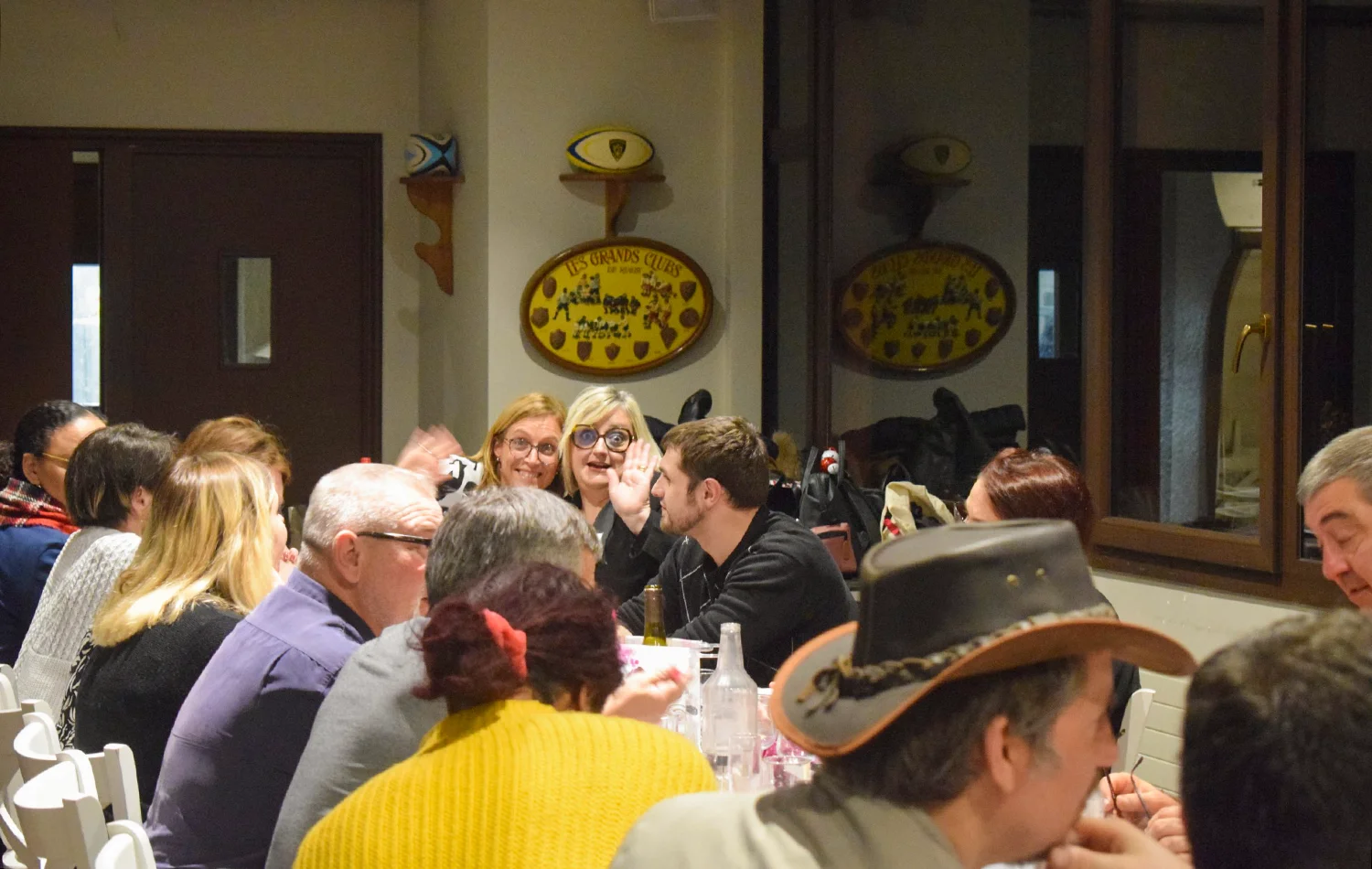 Soirée des salariés du GETH 2024 - les participants à table
